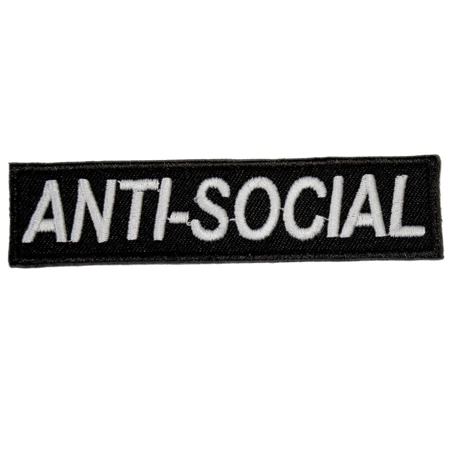 Embroidered patch in 100% cotton and vegan iron on adhesive backing, Anti-Social