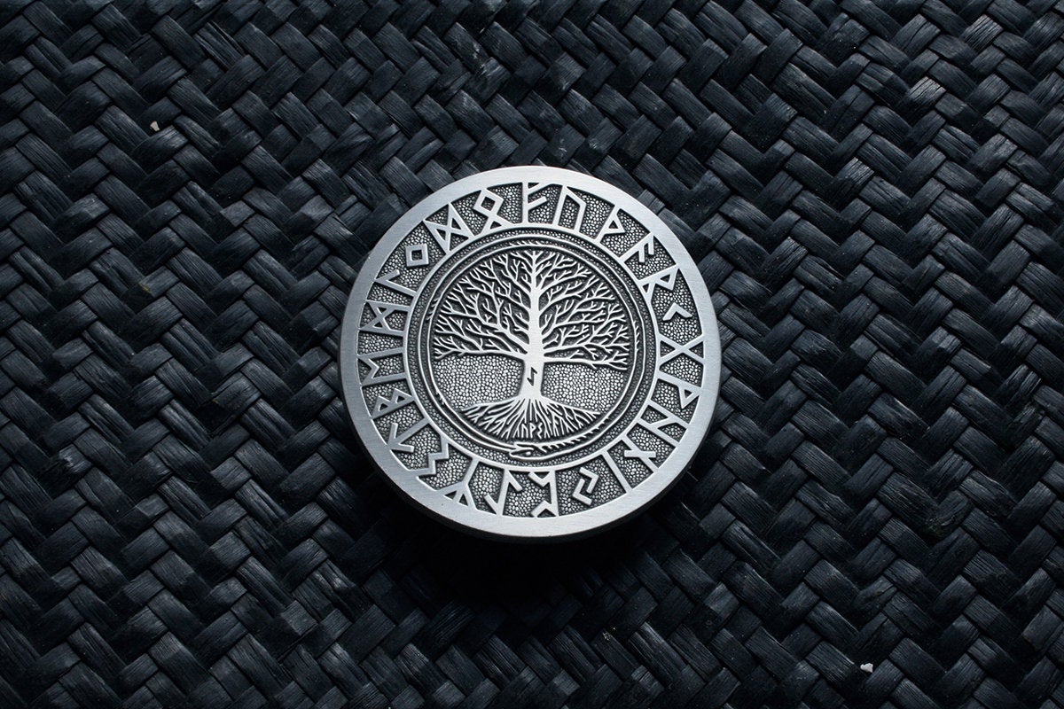 Yggdrasil Runes - Belt Buckle - Torvenius