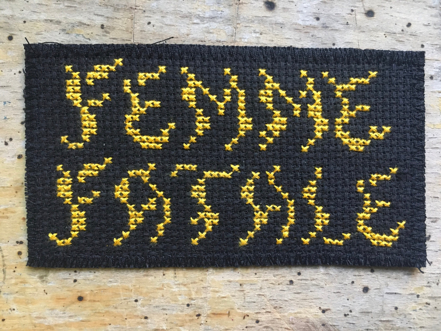 Femme Fatale - Hand-embroidered Patch - Sajko Art