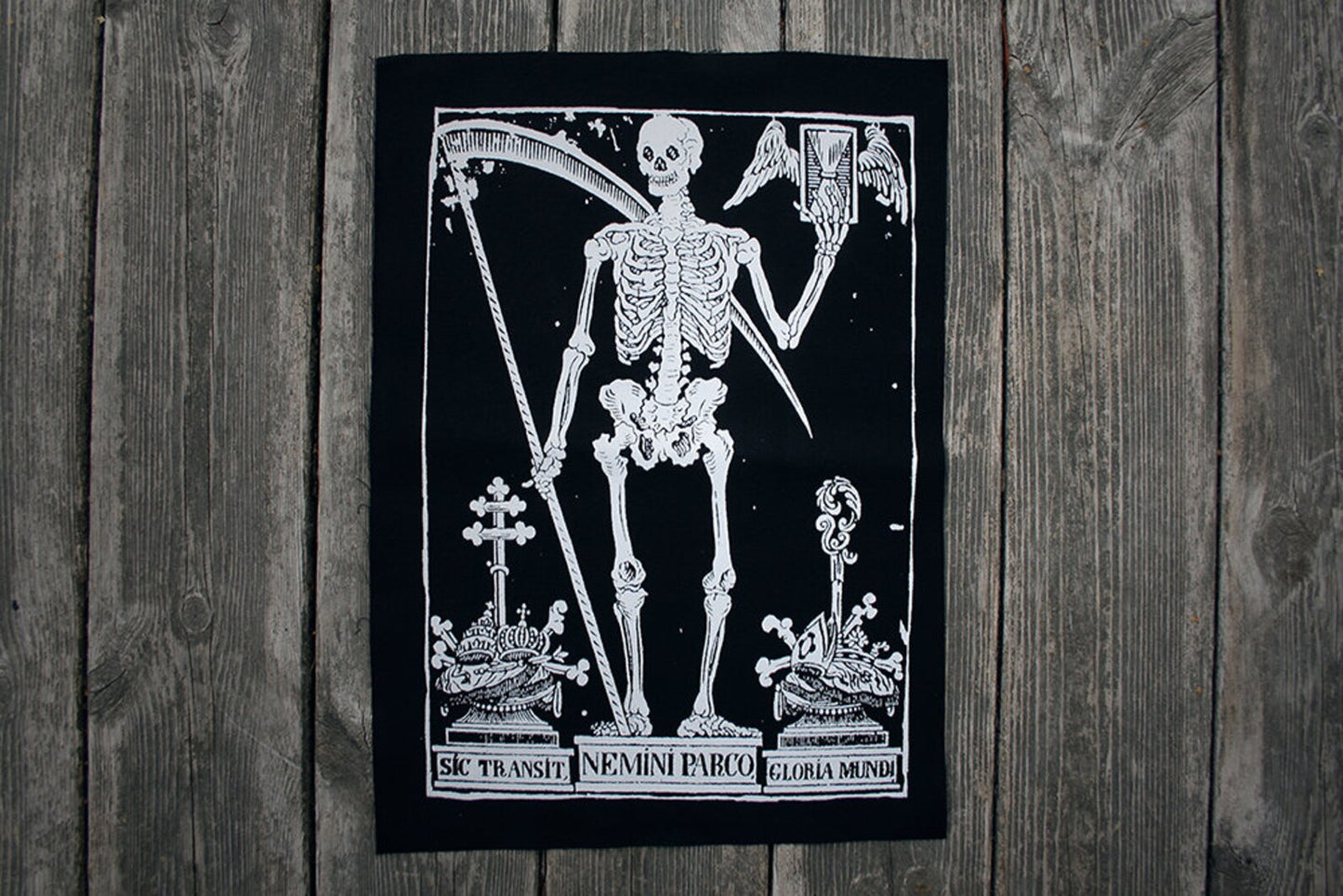 Old skeleton death card Backpatch by Torvenius