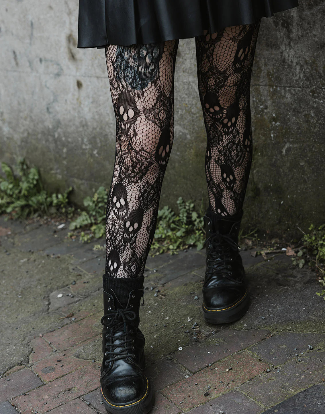 Red Rose Skull Tights (Size 16-18) - Pamela Mann