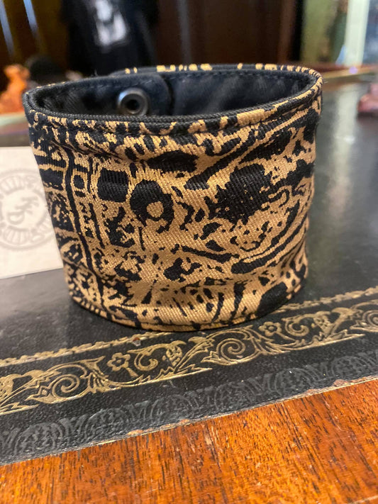Wallet bracelet gold by KatriK Design