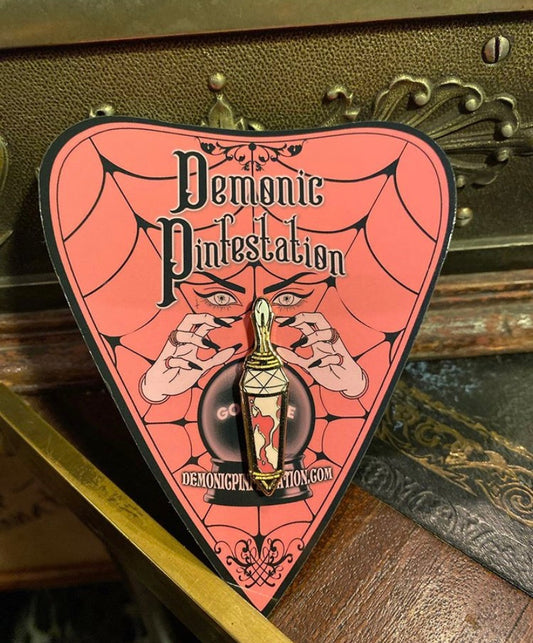 Death becomes her Enamel Pin