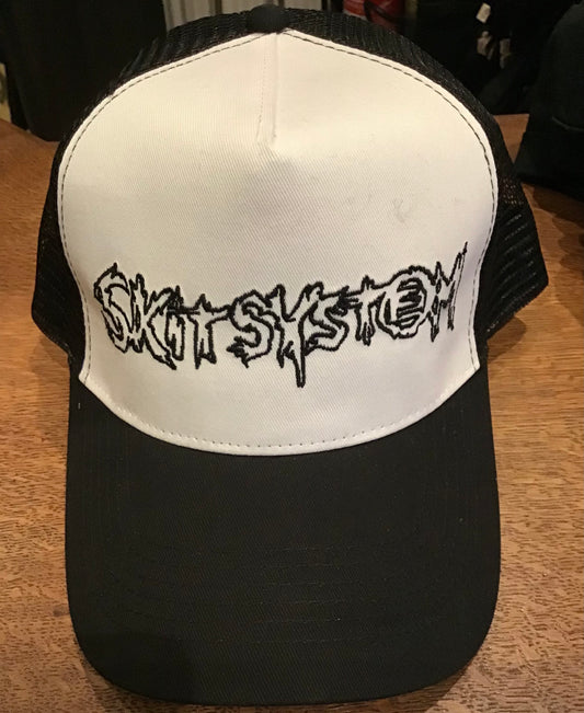 Skitsystem Trucker Cap white by Insane//Phobia embroidery