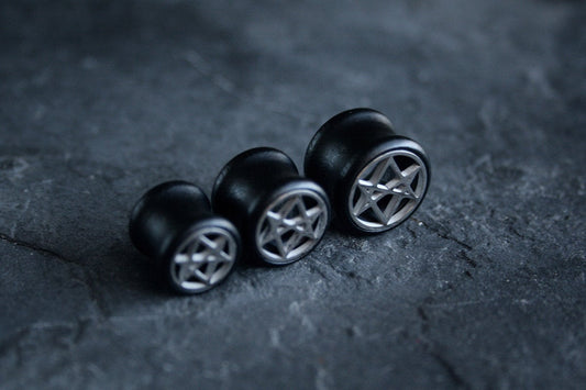 Unicursal hexagram Earplugs by Torvenius